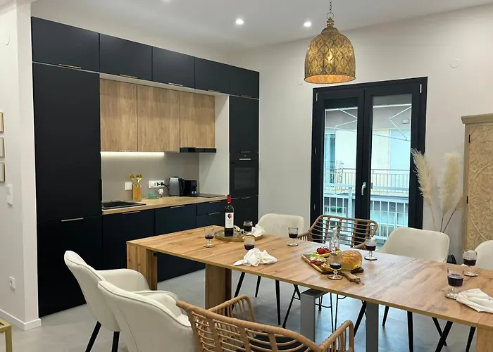 Eva Ommm * Limenas (Thasos)