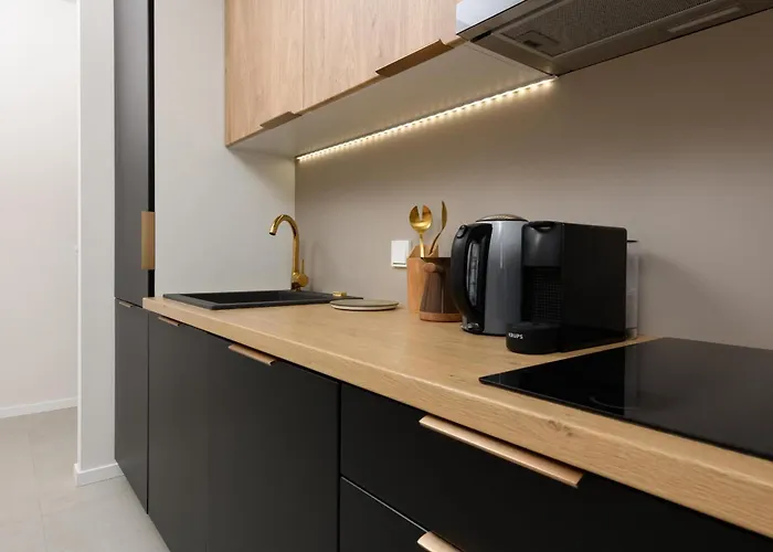 Apartament Eva Ommm *